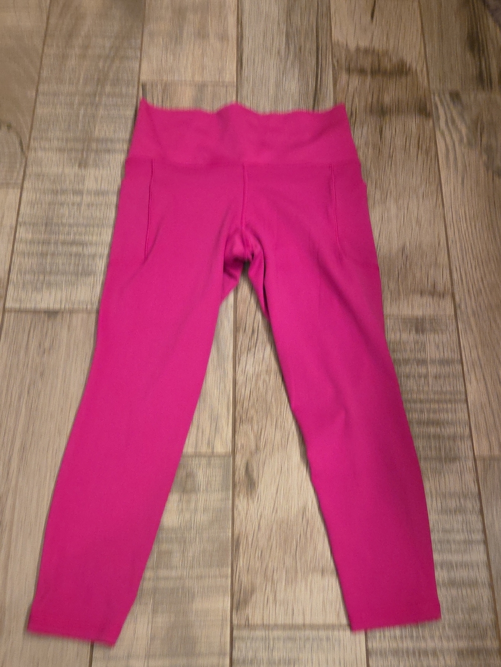 Athleta Pink Salutation 7/8 Leggings